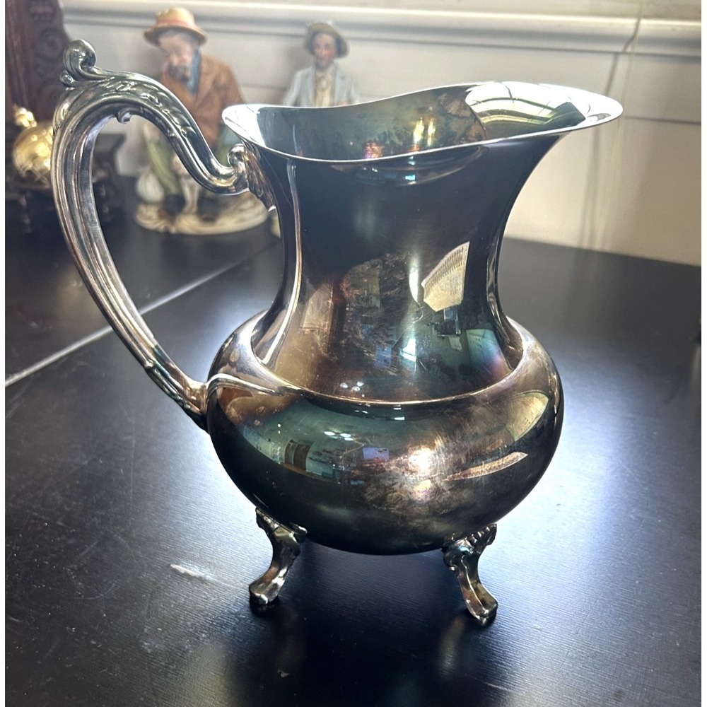 Oneida Silver Plated Water Pitcher Ice Lip Footed Jug 8" Made in USA Vintage
